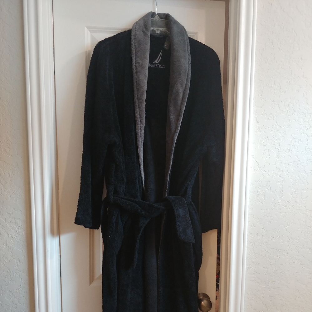 Nautica Velour robe